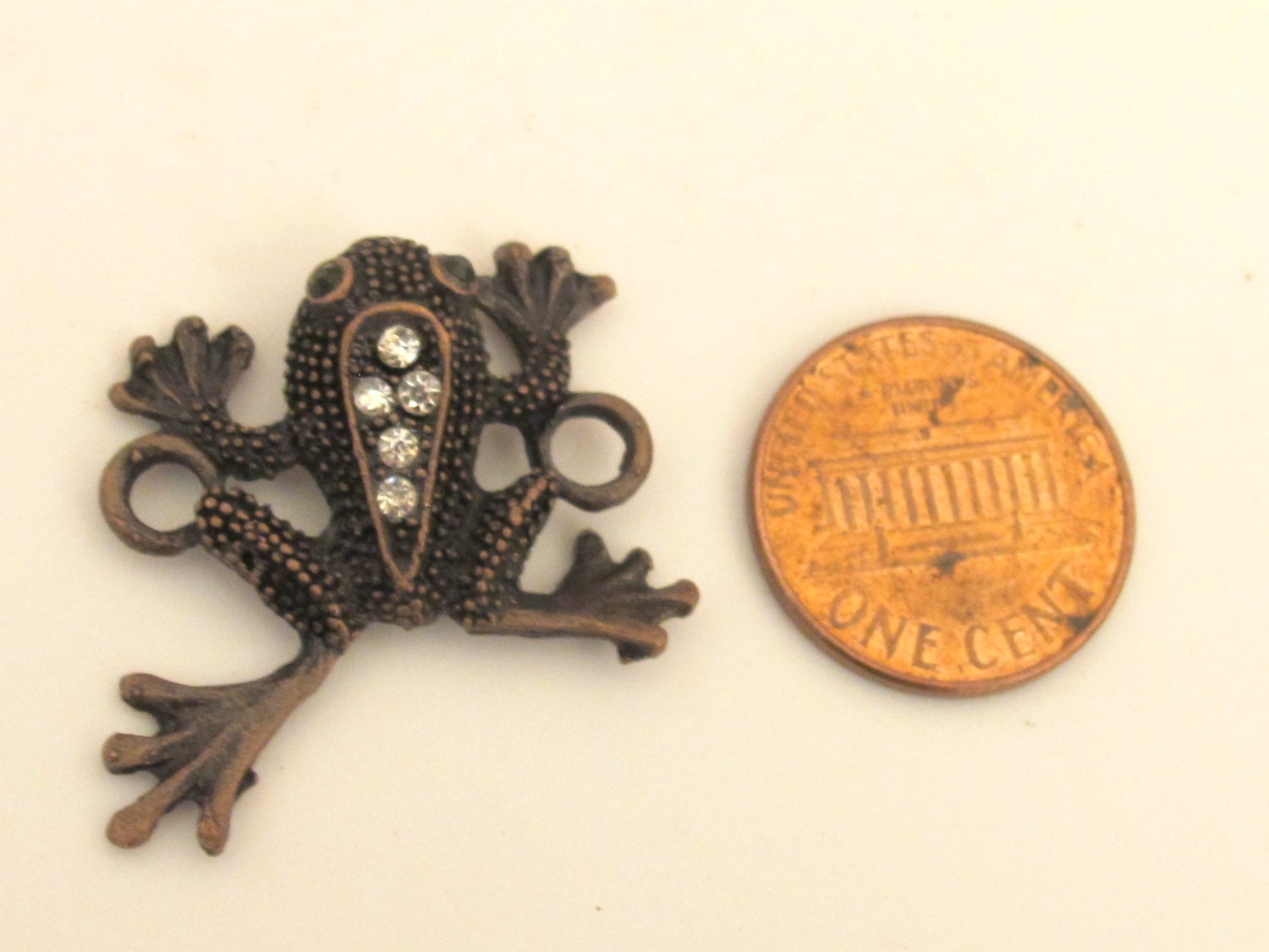 Double bail frog connector charm link - 1 piece - BD332