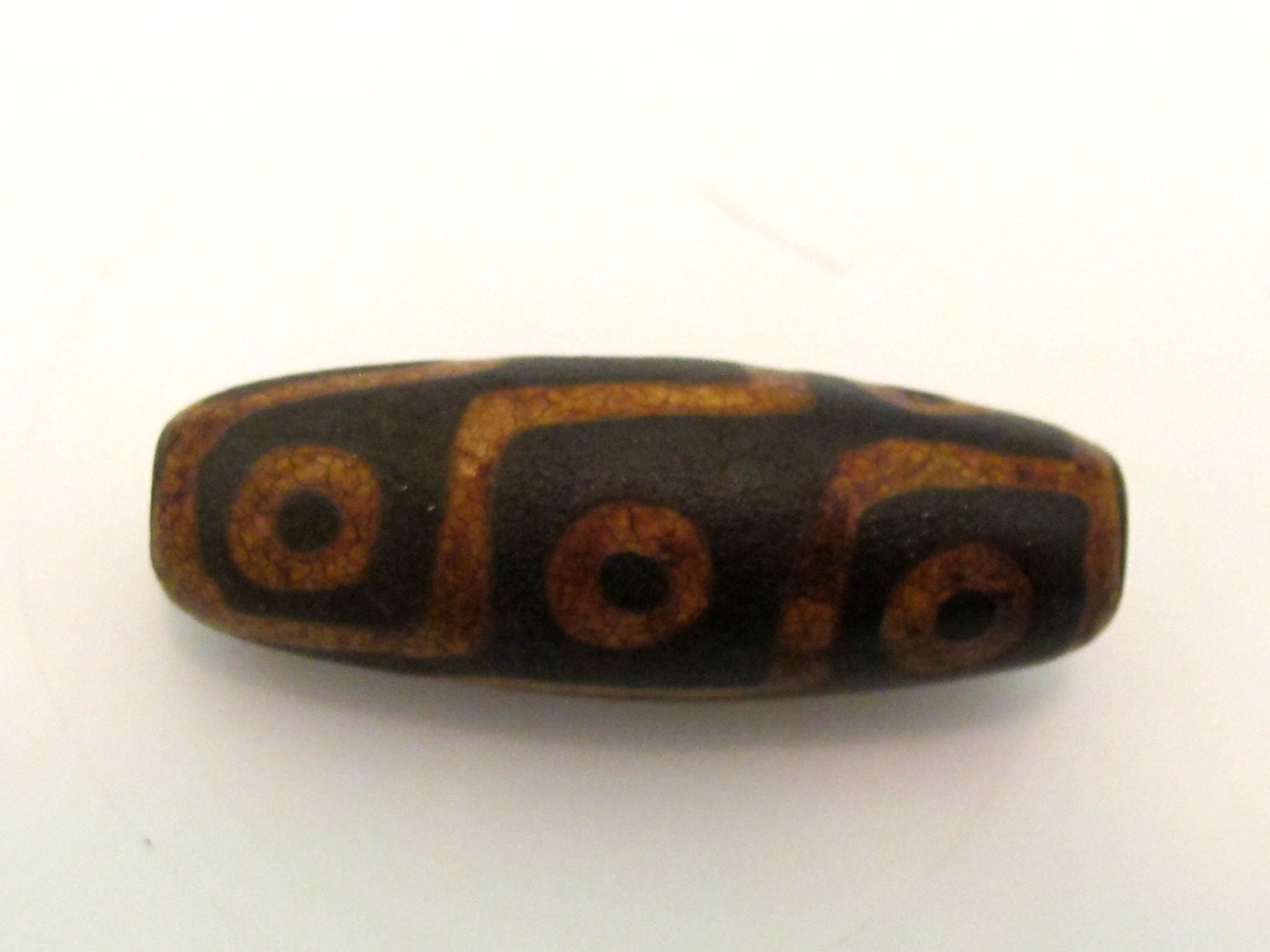 Long Tibetan etched agate dzi design 9 eye bead - etched agate beads - Nepalbeadshop GM130