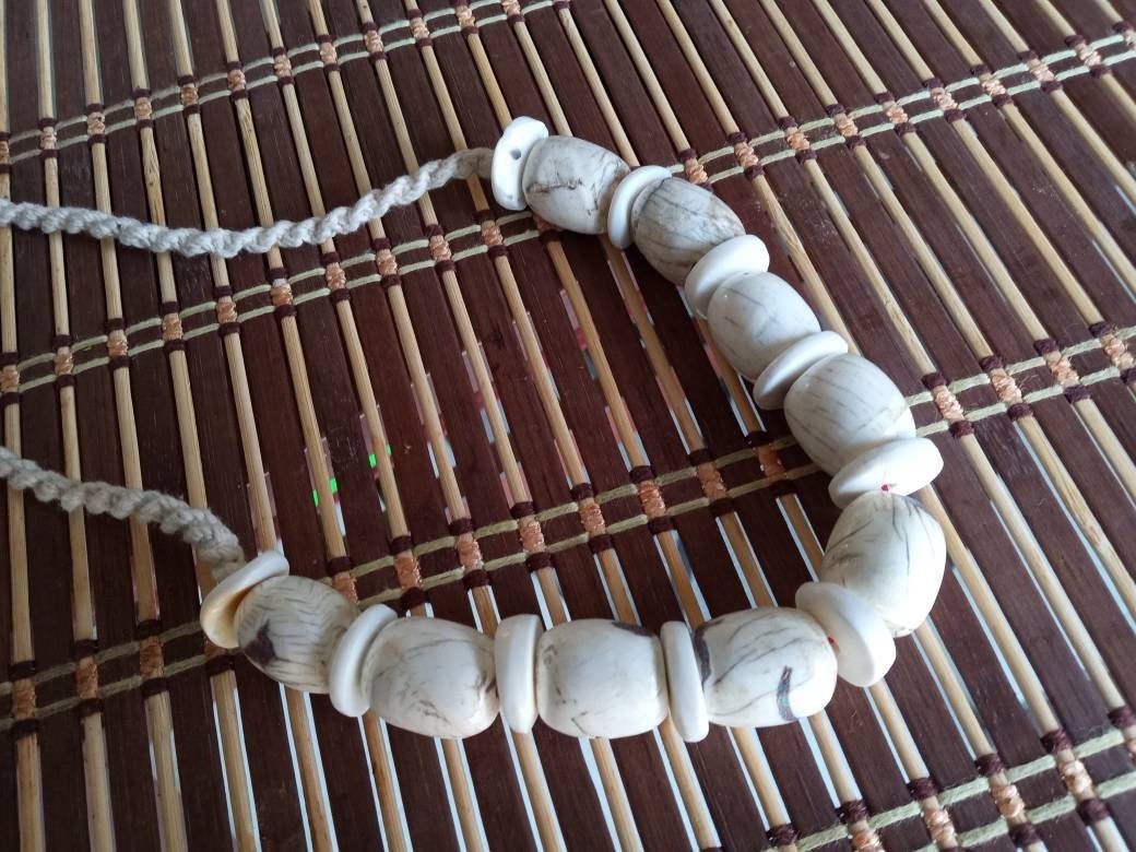Nepal ethnic naga conch shell bead strand rustic beads barrel shape and disc shape nepalese tribal inlaid shell beads STR006U