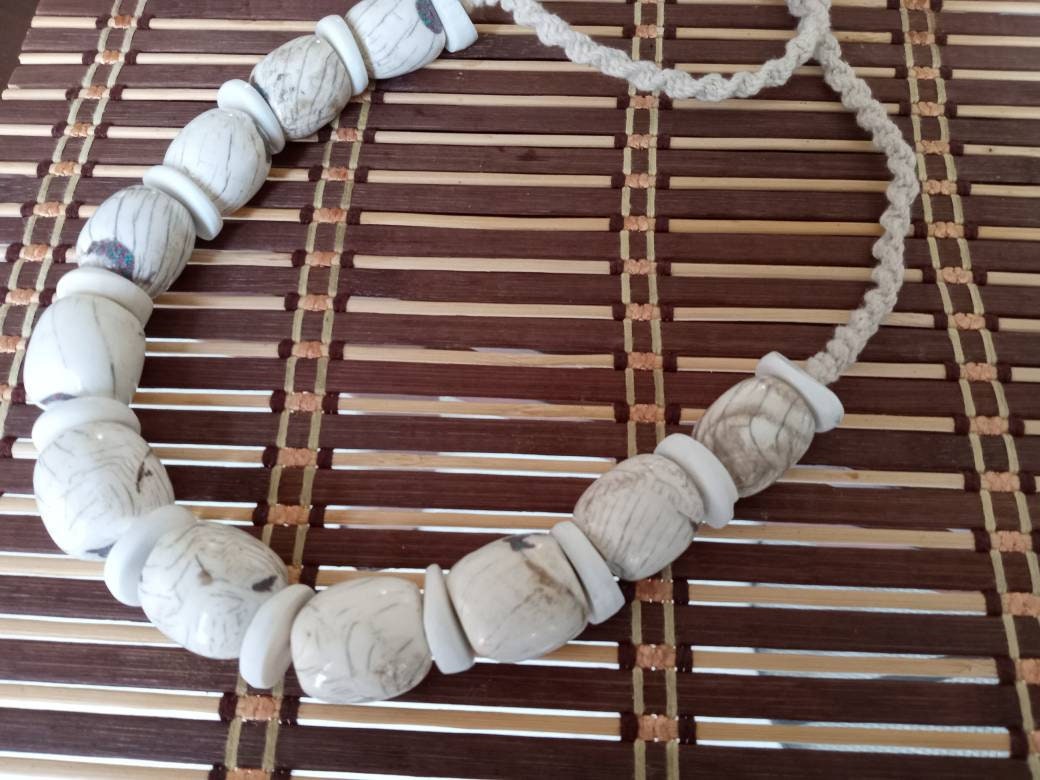 Nepal ethnic naga conch shell bead strand rustic beads barrel shape and disc shape nepalese tribal inlaid shell beads STR006W