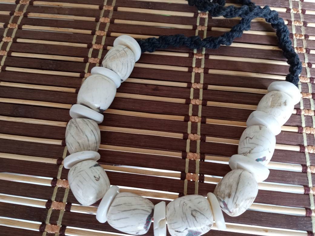 Nepal ethnic naga conch shell bead strand rustic beads barrel shape and disc shape nepalese tribal inlaid shell beads STR006X