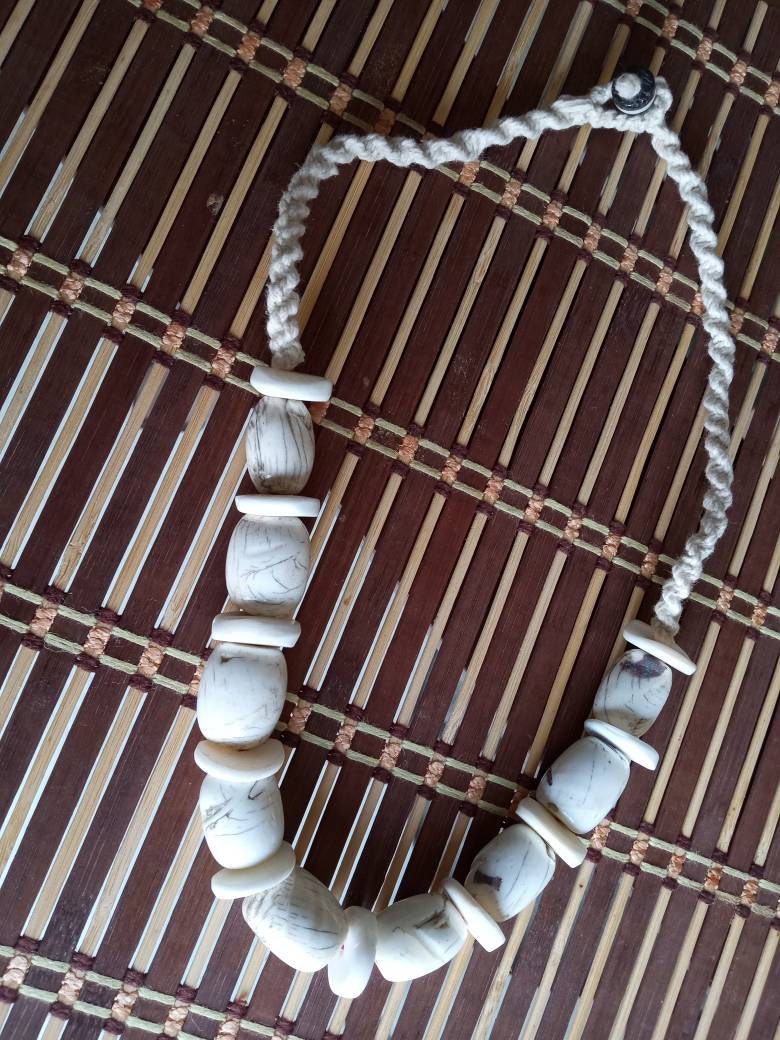 Nepal ethnic naga conch shell bead strand rustic beads barrel shape and disc shape nepalese tribal inlaid shell beads STR006AB