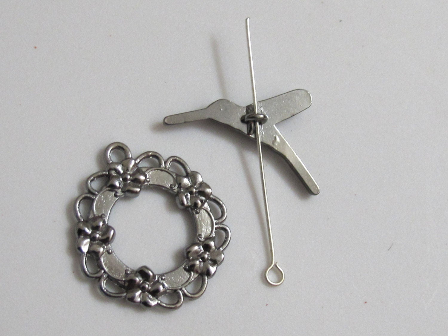 Humming bird toggle clasp - 1 set - BD346