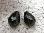 2 beads - Beautiful faceted black onyx drop beads - GM143