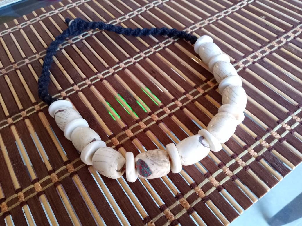 Nepal ethnic naga conch shell bead strand rustic beads barrel shape and disc shape nepalese tribal inlaid shell beads STR006T