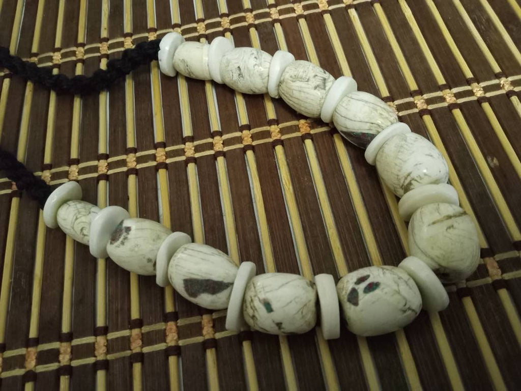 Nepal ethnic naga conch shell bead strand rustic beads barrel shape and disc shape nepalese tribal inlaid shell beads STR006O
