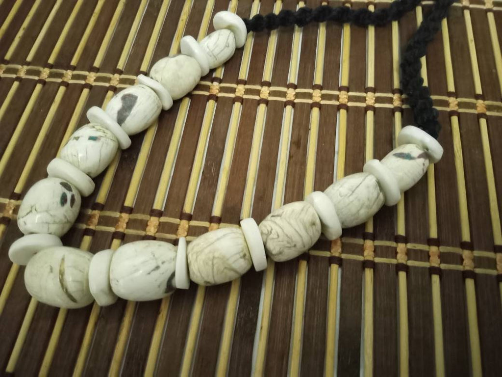 Nepal ethnic naga conch shell bead strand rustic beads barrel shape and disc shape nepalese tribal inlaid shell beads STR006O