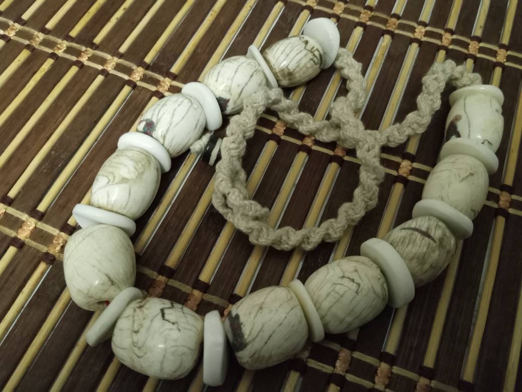 Nepal ethnic naga conch shell bead strand rustic beads barrel shape and disc shape nepalese tribal inlaid shell beads STR006P