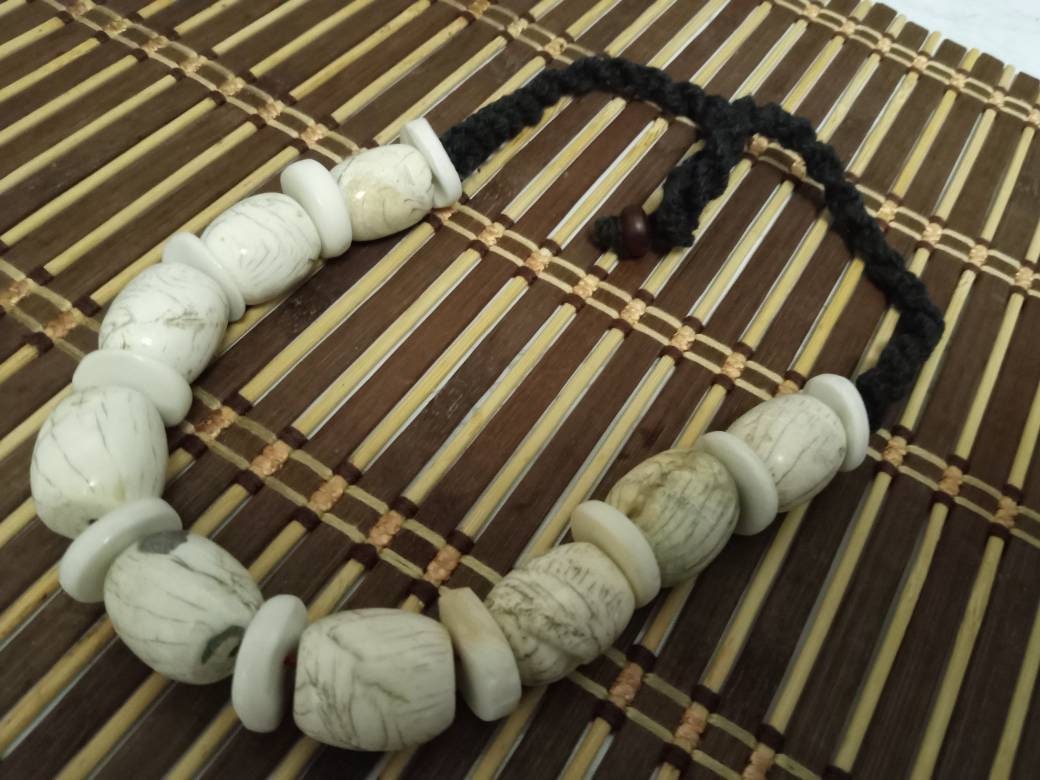 Nepal ethnic naga conch shell bead strand rustic beads barrel shape and disc shape nepalese tribal inlaid shell beads STR006Q
