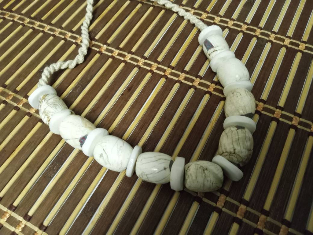 Nepal ethnic naga conch shell bead strand rustic beads barrel shape and disc shape nepalese tribal inlaid shell beads STR006S