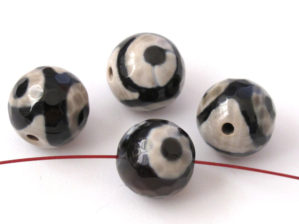 4 Beads - Faceted Tibetan agate etched circles eye dzi design beads 10 mm - GM161