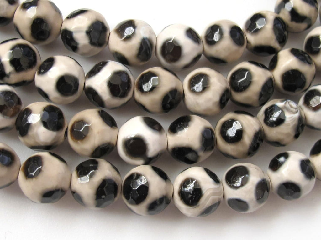 10 beads - Tibetan faceted black white agate dzi spotted design beads 8 mm - GM163
