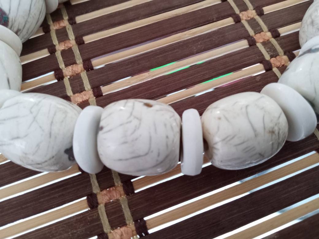 Nepal ethnic naga conch shell bead strand rustic beads barrel shape and disc shape nepalese tribal inlaid shell beads STR006W