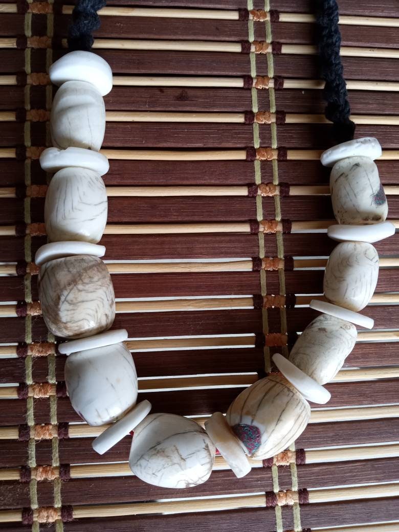 Nepal ethnic naga conch shell bead strand rustic beads barrel shape and disc shape nepalese tribal inlaid shell beads STR006Y