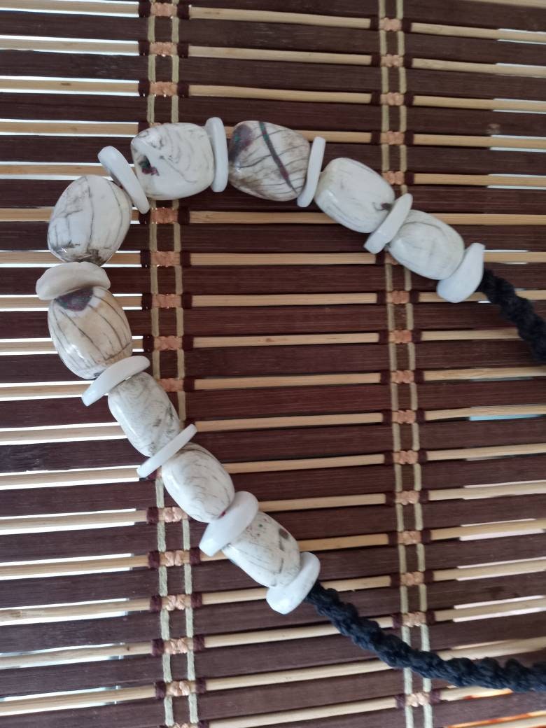 Nepal ethnic naga conch shell bead strand rustic beads barrel shape and disc shape nepalese tribal inlaid shell beads STR006Y