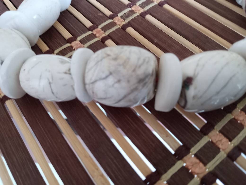 Nepal ethnic naga conch shell bead strand rustic beads barrel shape and disc shape nepalese tribal inlaid shell beads STR006AA