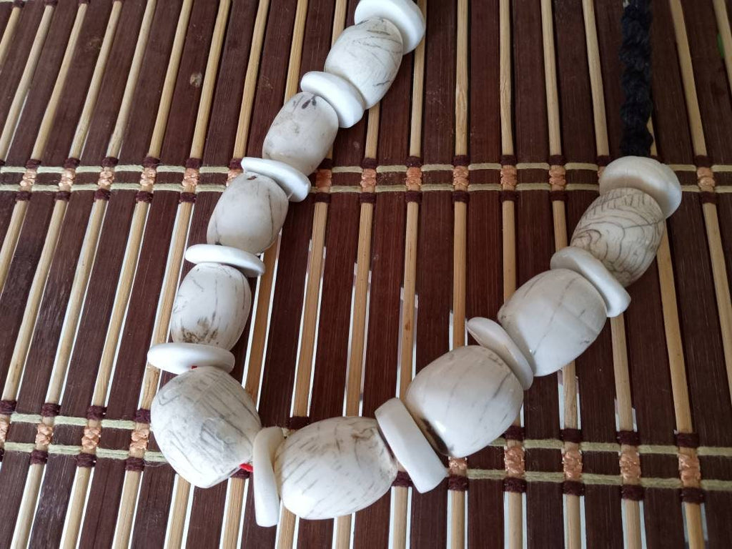 Nepal ethnic naga conch shell bead strand rustic beads barrel shape and disc shape nepalese tribal inlaid shell beads STR006AA