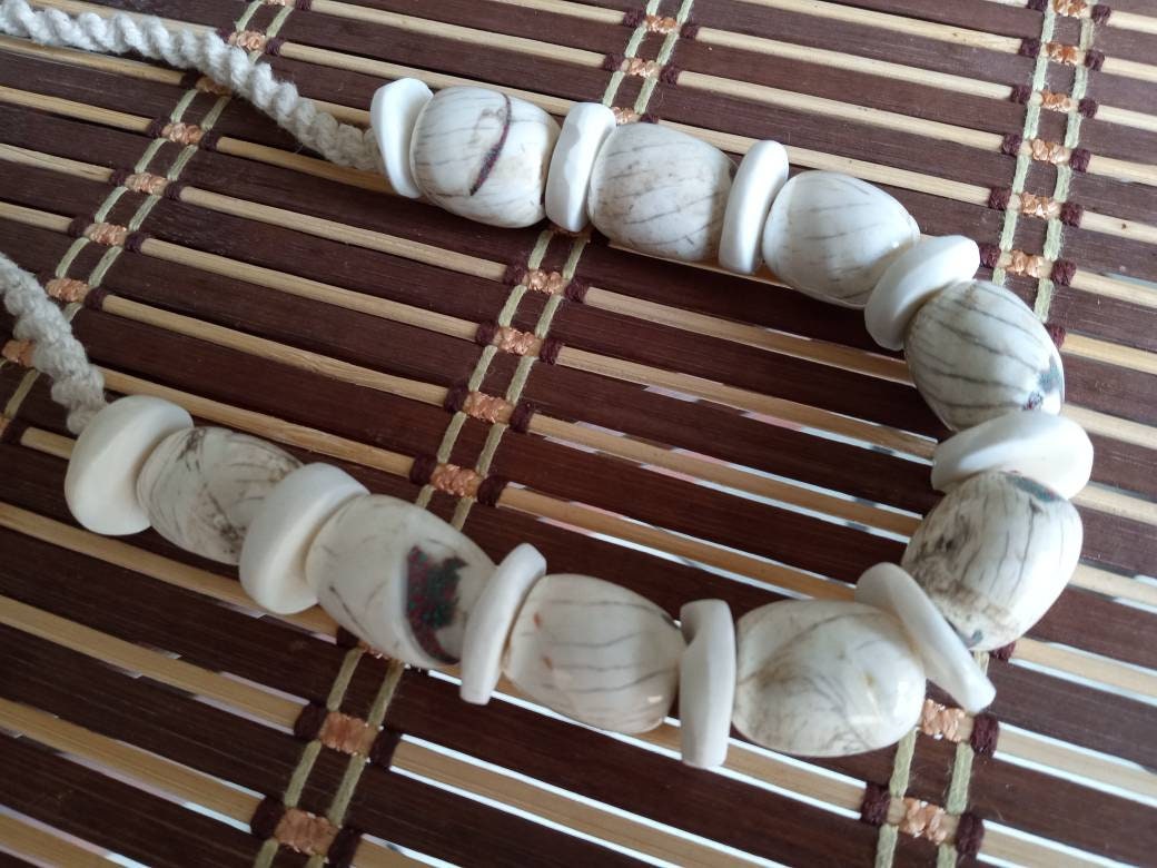 Nepal ethnic naga conch shell bead strand rustic beads barrel shape and disc shape nepalese tribal inlaid shell beads STR006AD