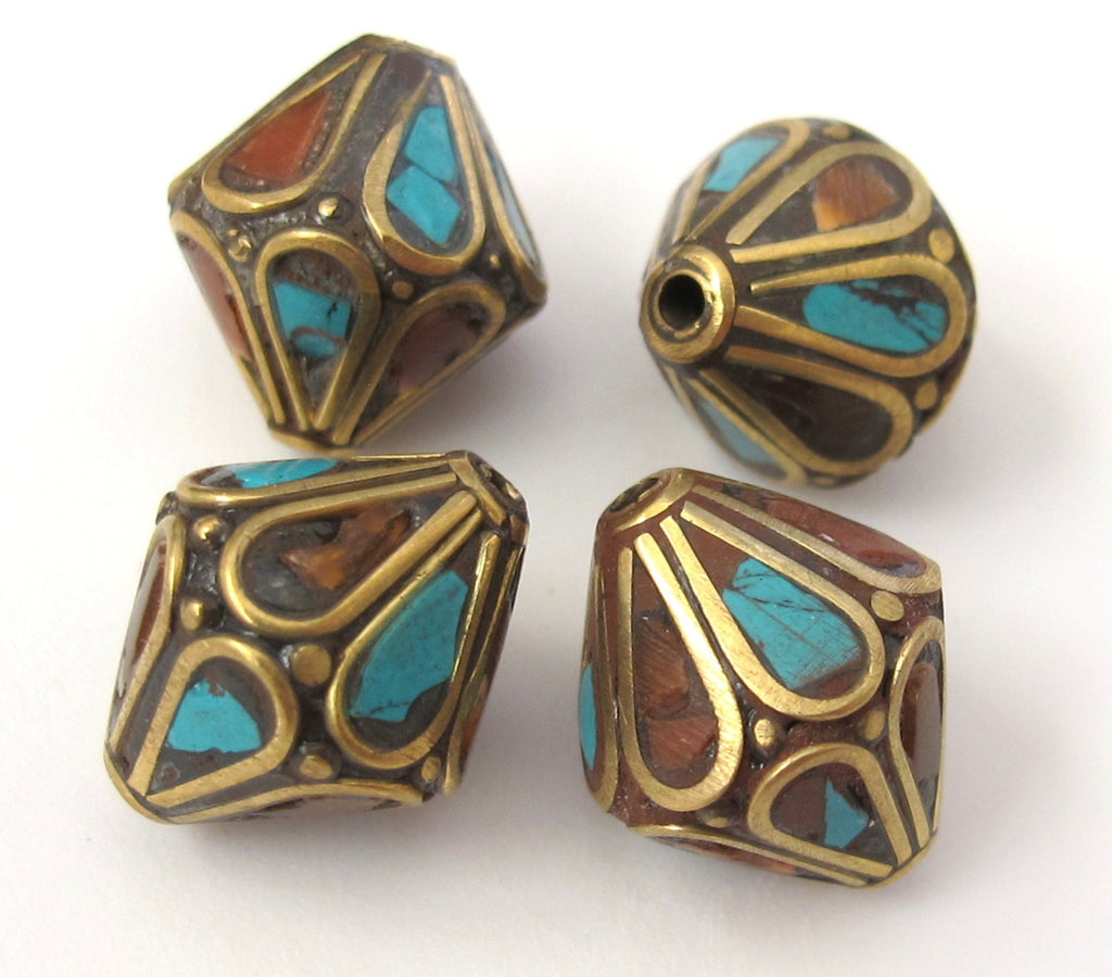 2 Beads - Thick Bicone shape brass beads from Nepal - BD361