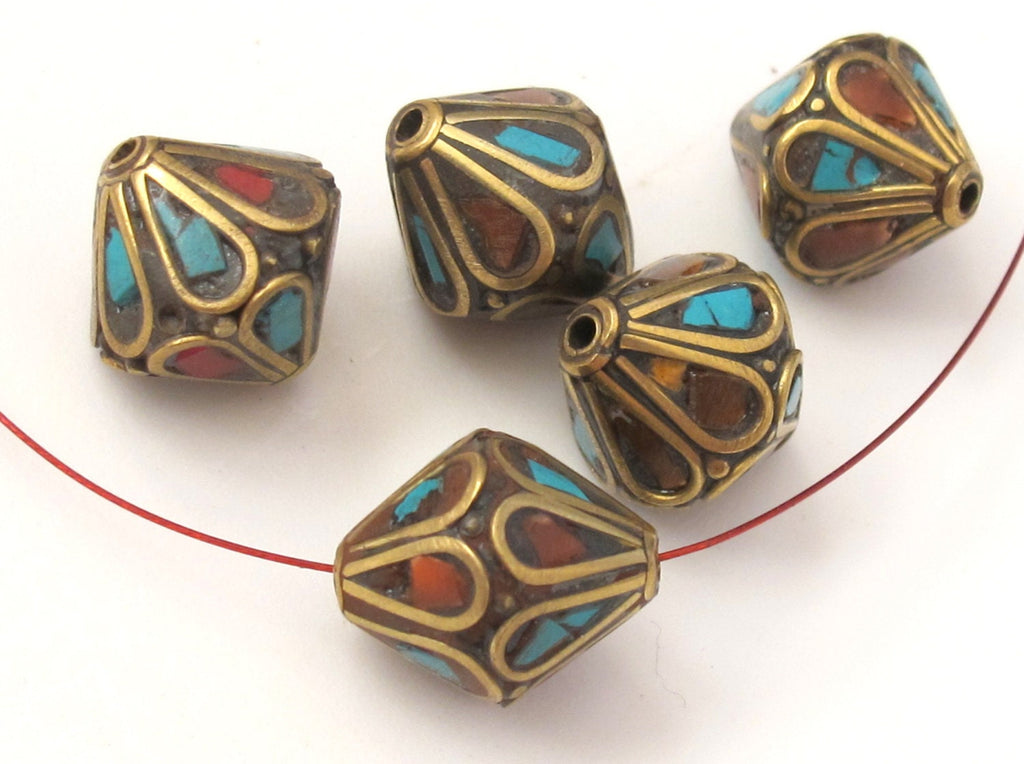 2 Beads - Thick Bicone shape brass beads from Nepal - BD361