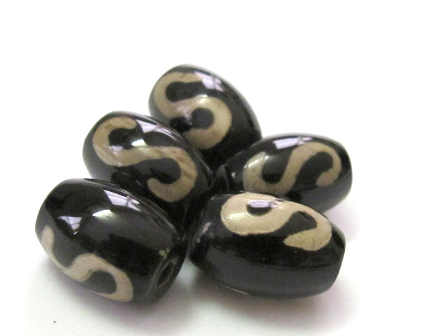 Tibetan etched agate carnelian dzi S- hook bead - GM195 - 2 beads
