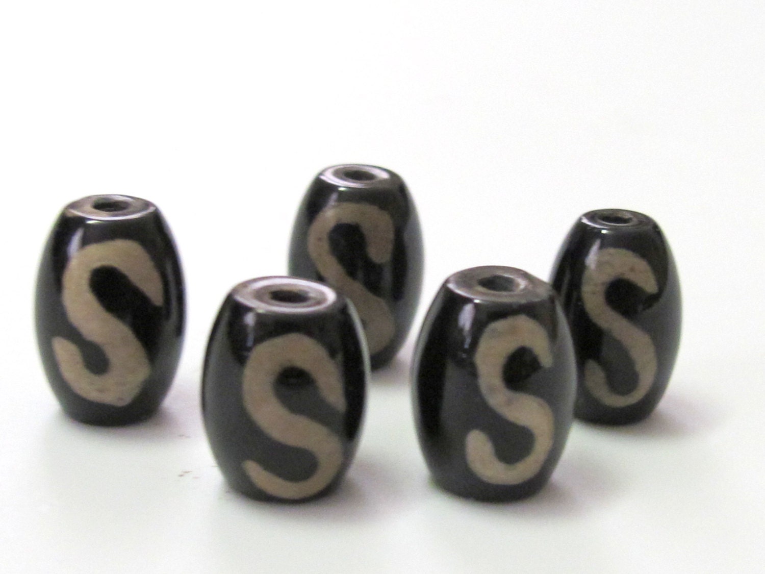 Tibetan etched agate carnelian dzi S- hook bead - GM195 - 2 beads