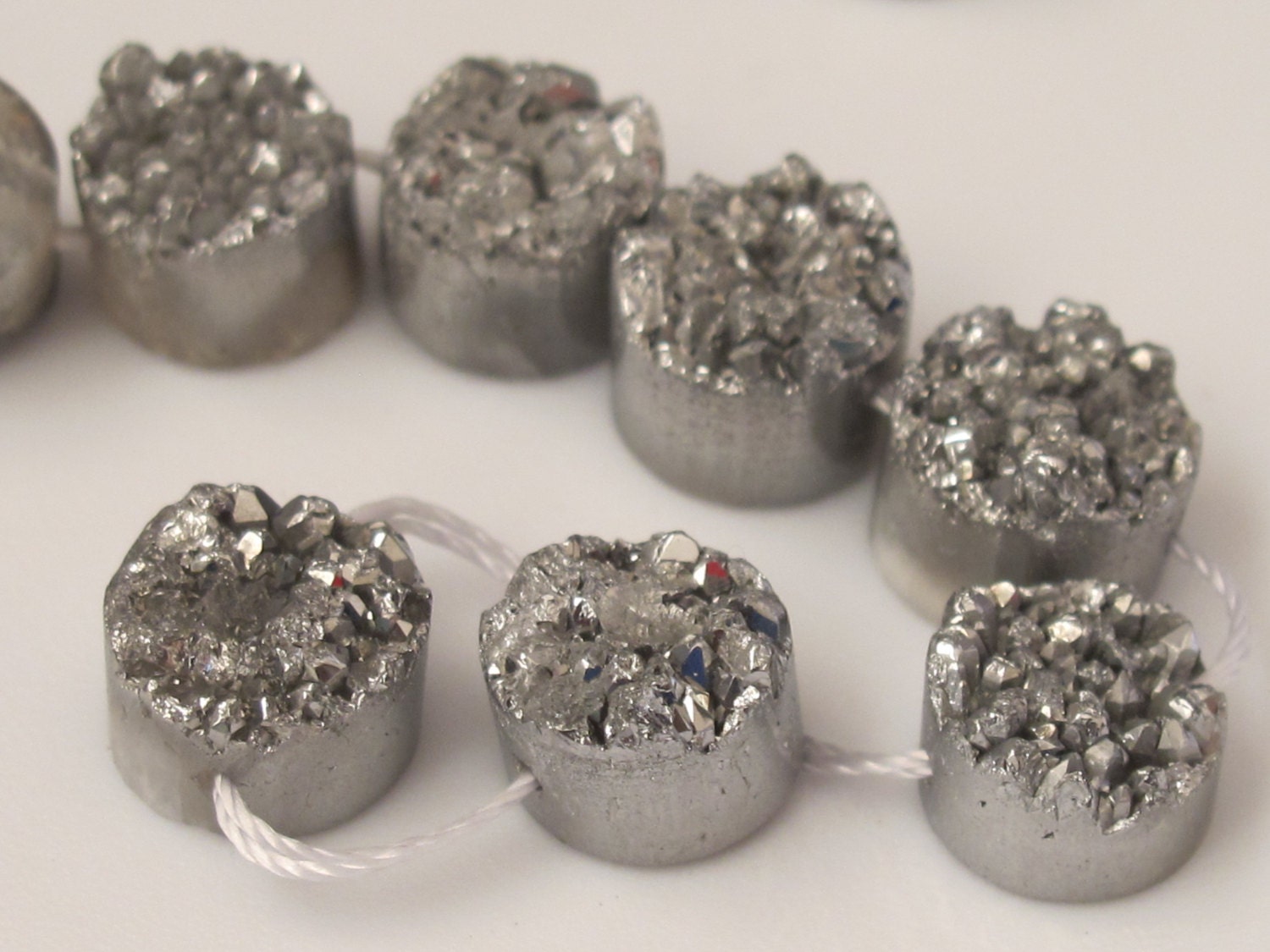 4 Beads - Small size Silver titanium quartz druzy agate geode oval gemstone beads - GM200