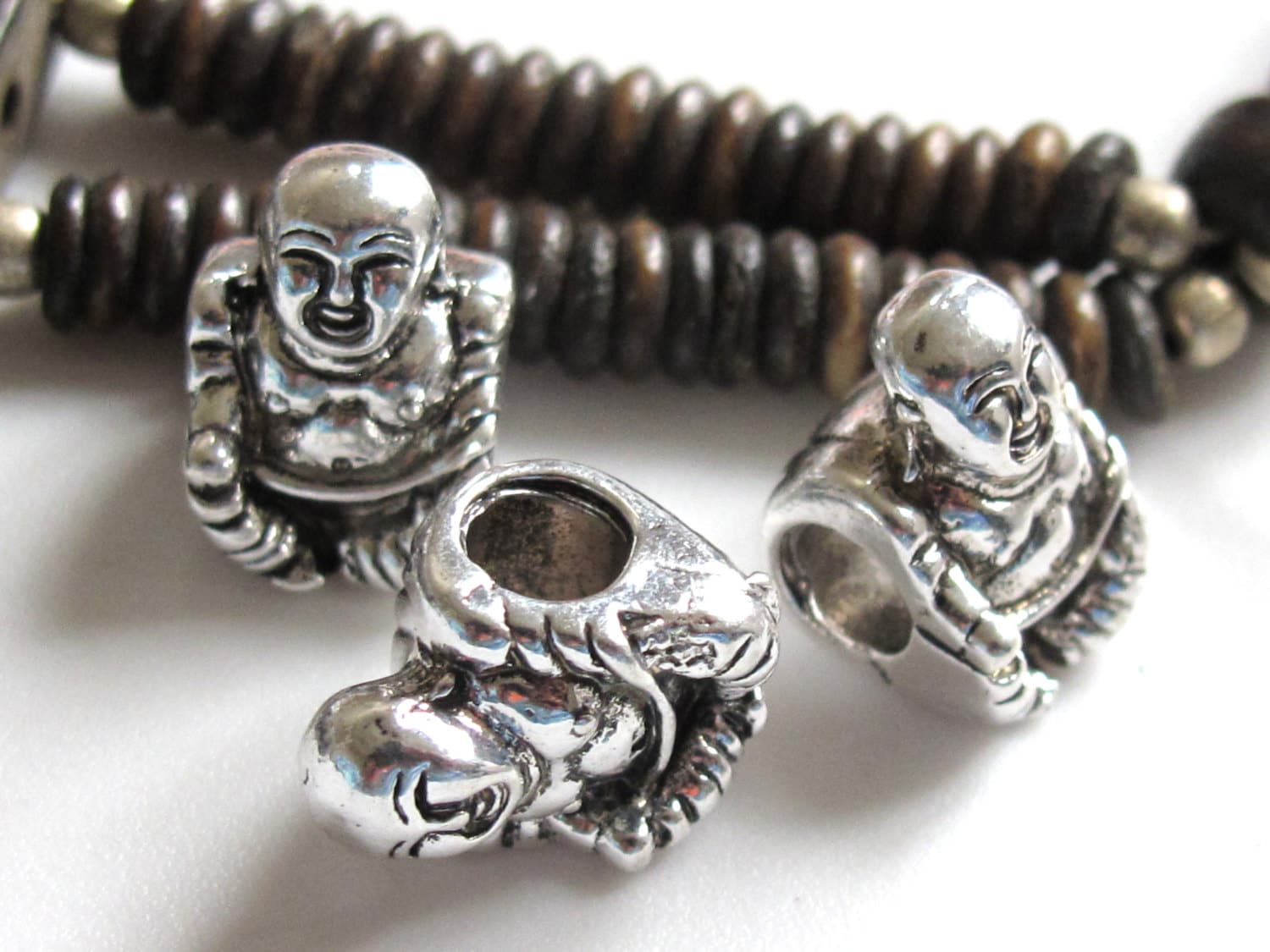 Large hole Tibetan Buddha bead - 1 bead - BD326