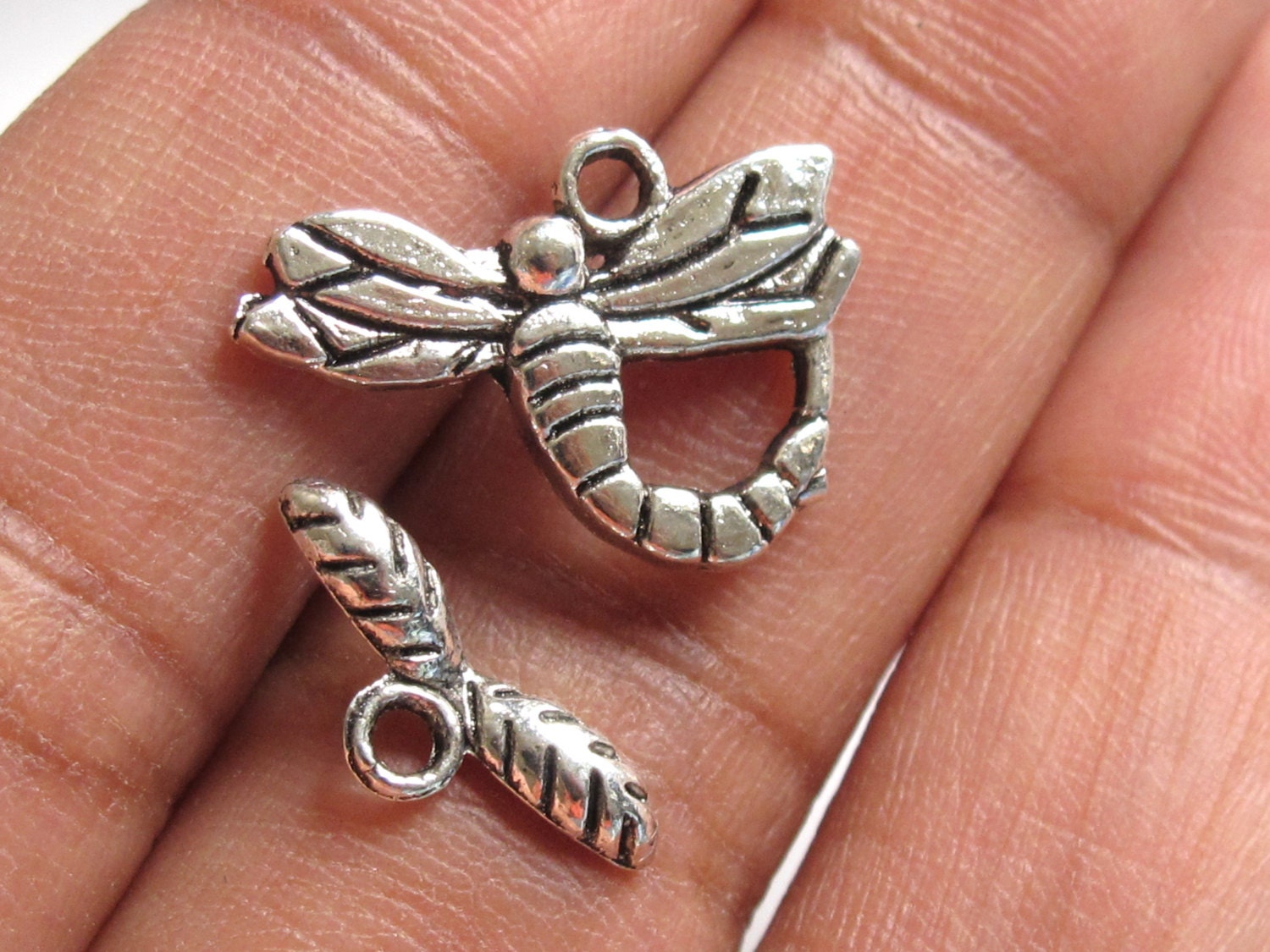 2 clasps - Dragonfly toggle clasp - BD370