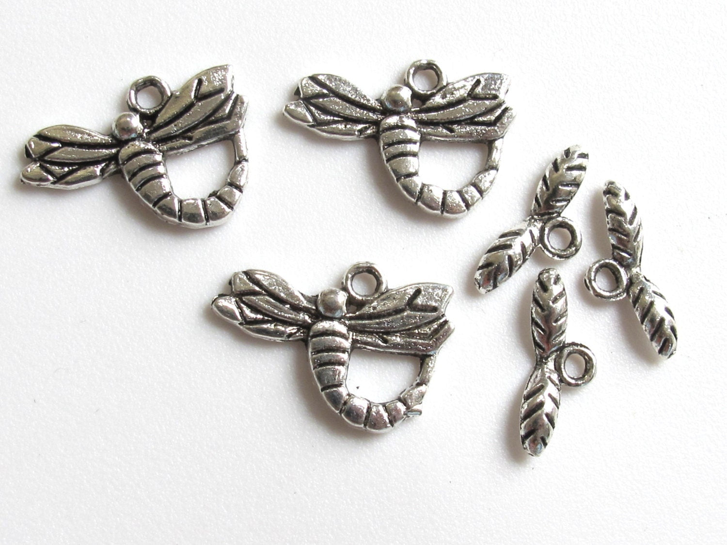 2 clasps - Dragonfly toggle clasp - BD370