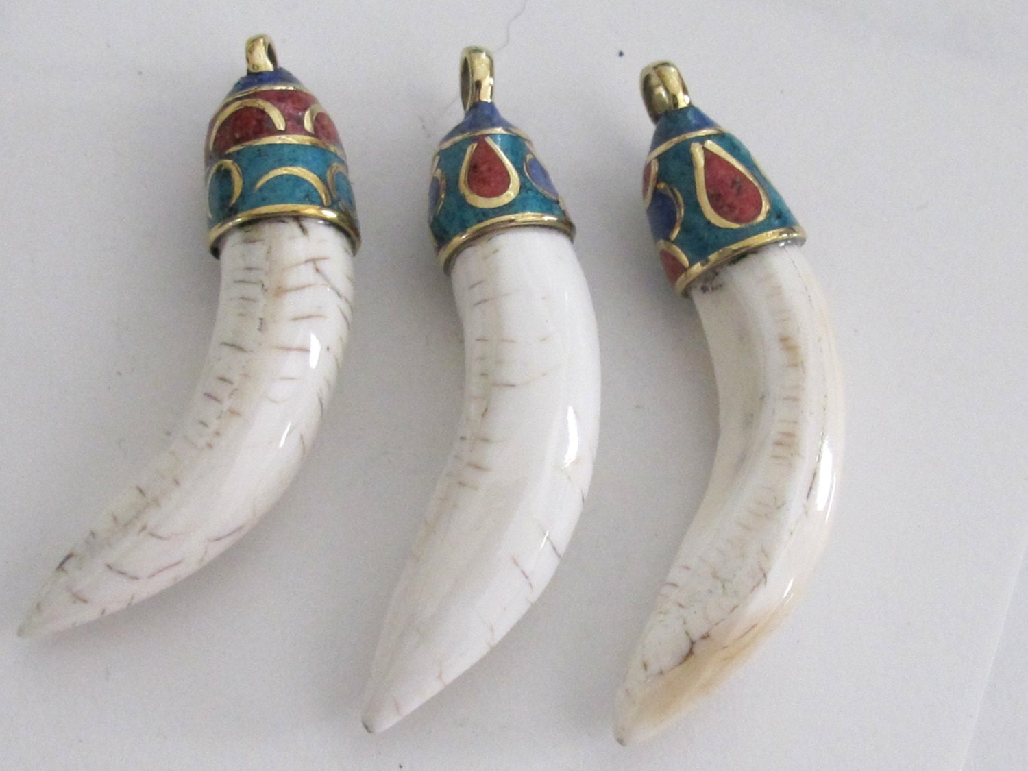 Tibetan Naga Conch shell pendant with turquoise lapis inlay - SP003
