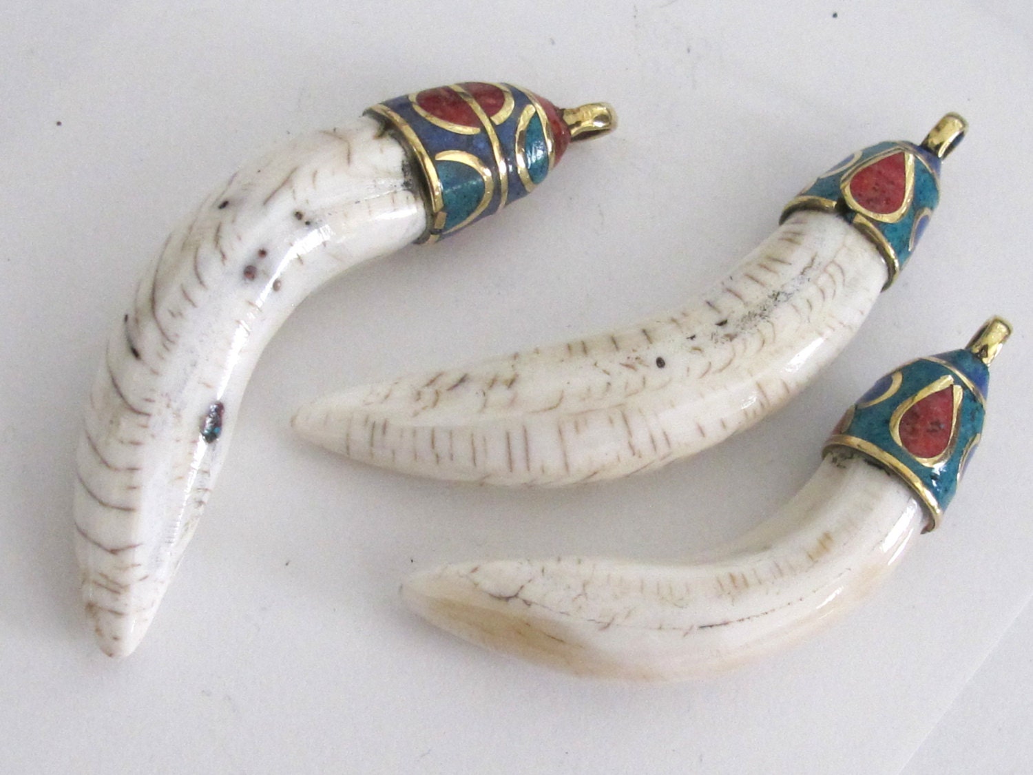 Tibetan Naga Conch shell pendant with turquoise lapis inlay - SP003