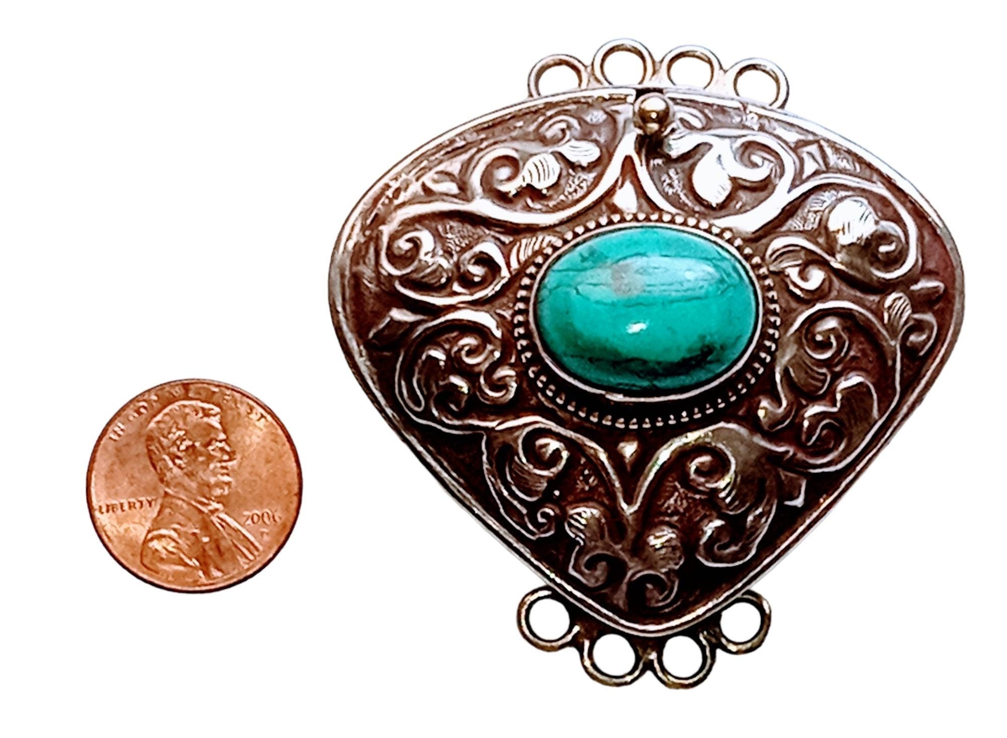1 clasp - Large ethnic Tibetan silver turquoise gemstone inlaid statement clasp pendant from Nepal - LN032B