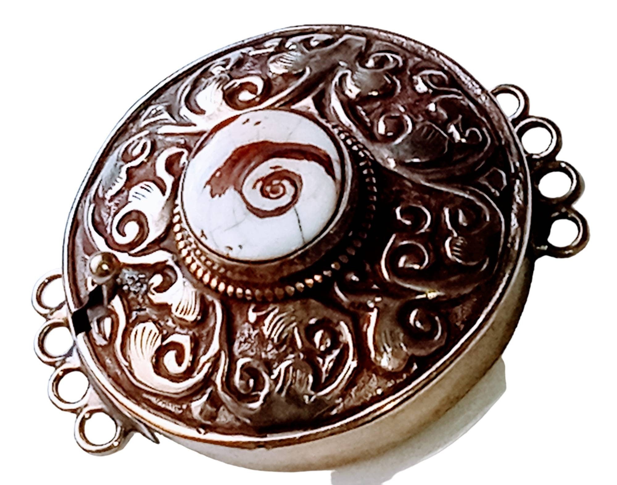 1 clasp - Large ethnic Tibetan silver shell inlaid statement clasp pendant from Nepal - LN033