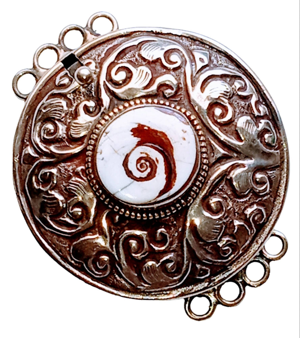 1 clasp - Large ethnic Tibetan silver shell inlaid statement clasp pendant from Nepal - LN033
