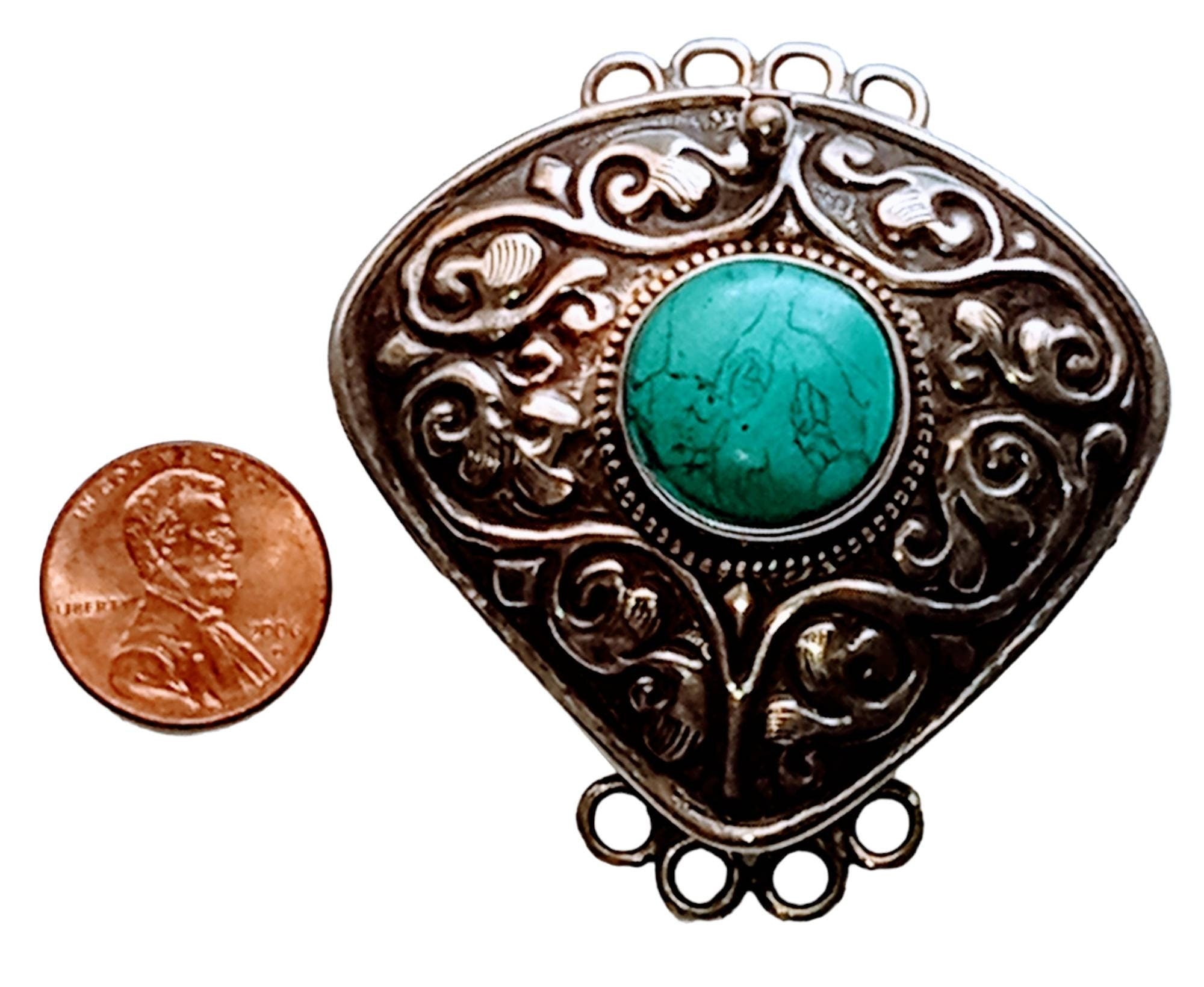 1 clasp - Large ethnic Tibetan silver turquoise gemstone inlaid statement clasp pendant from Nepal - LN033E