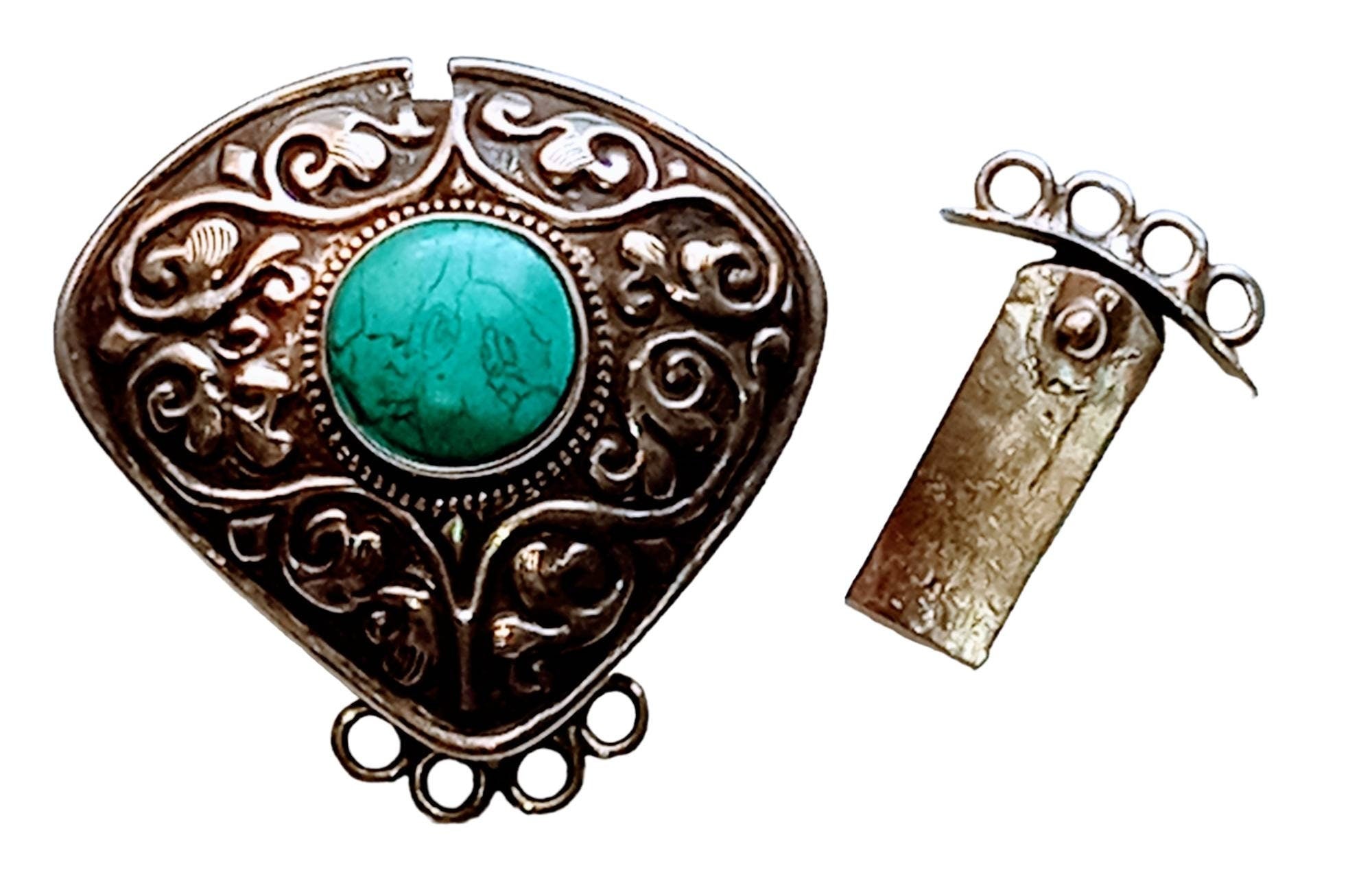 1 clasp - Large ethnic Tibetan silver turquoise gemstone inlaid statement clasp pendant from Nepal - LN033E