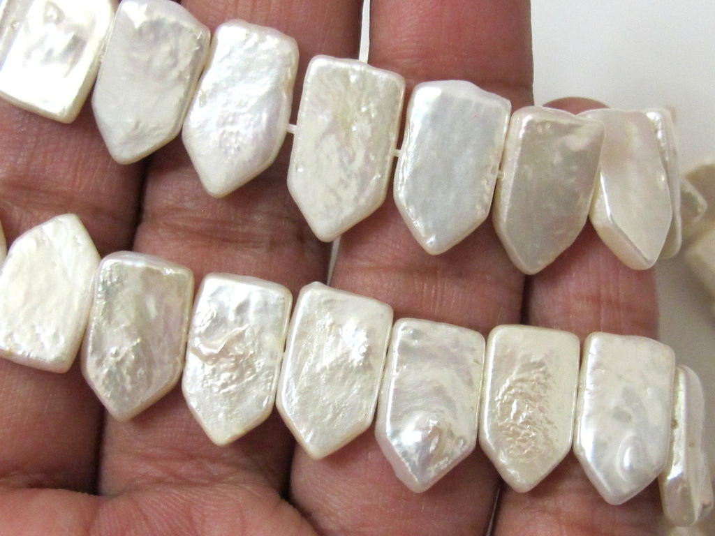 20 beads- Unique Arrow head shape Natural freshwater pearls beads- PL010