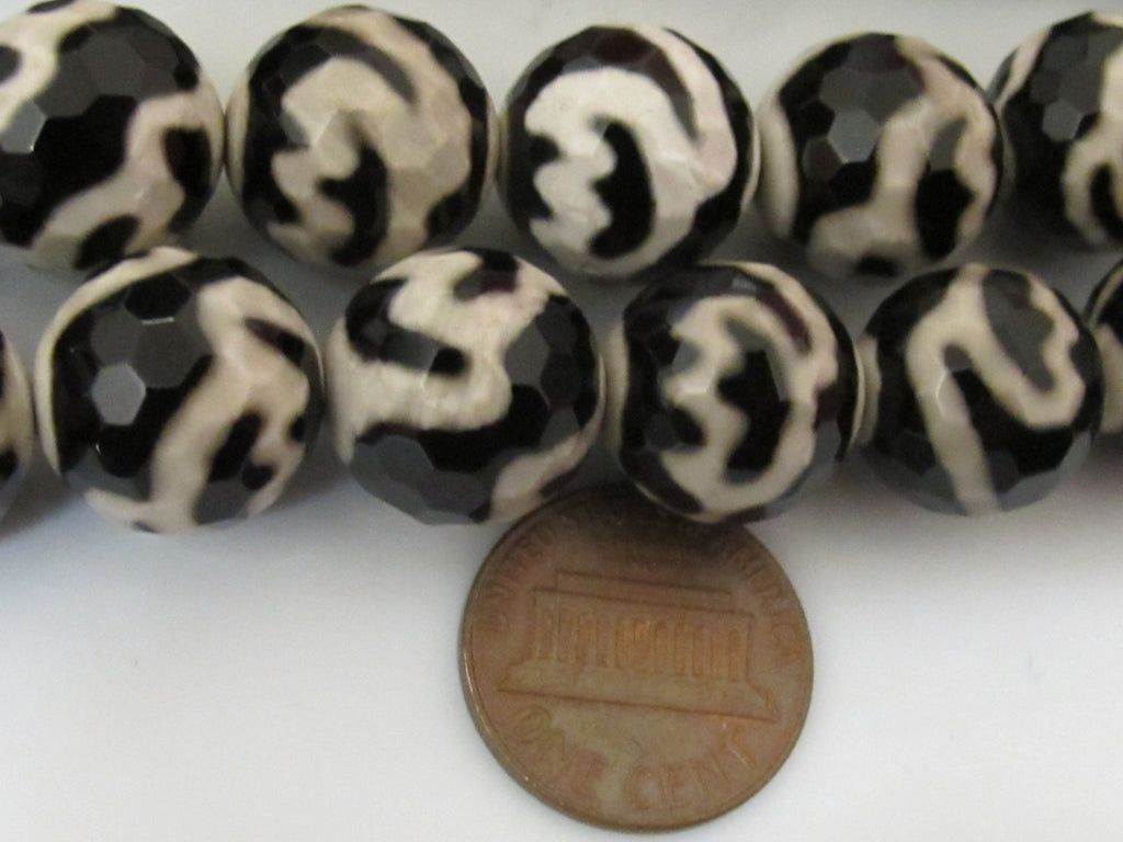 3 beads - 14 mm size Faceted Agate Tibetan Lotus flower dzi bead - GM228
