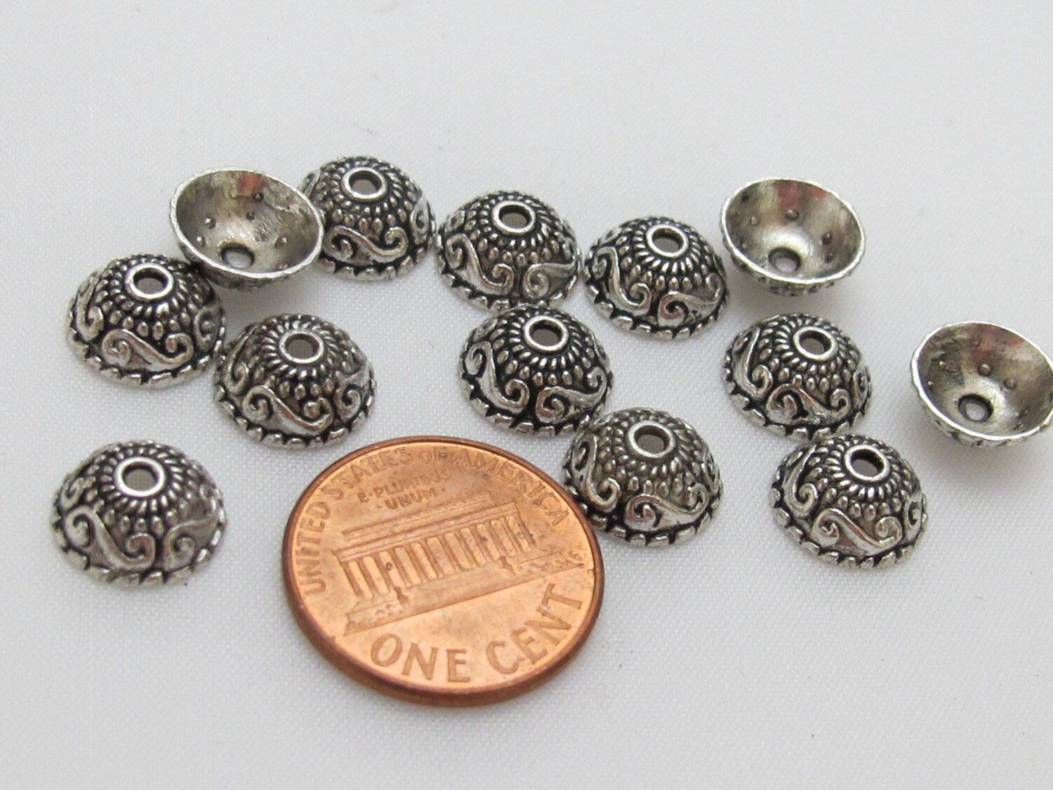 Tibetan floral design silver color bead cap 10 mm size - 10 pieces - BD406