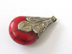 Teardrop shape Tibetan antiqued silver finish capped red crackle resin pendant Nepal - 1 pendant - PM134A