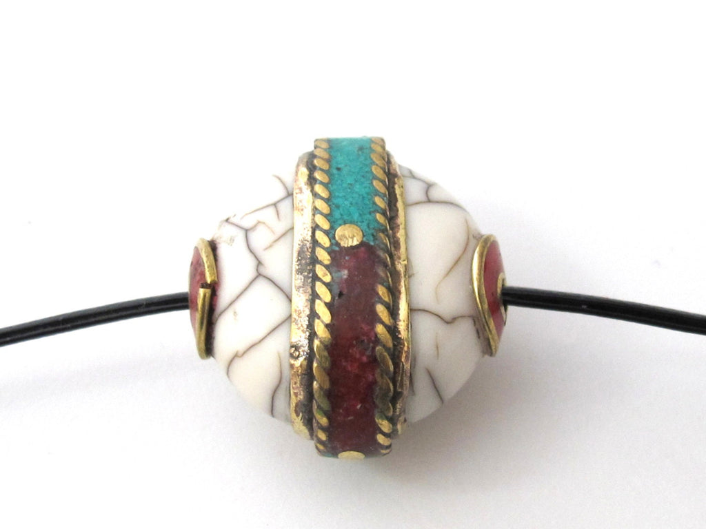 Tibetan White crackle resin bead with turquoise and inlay - 1 bead - BD423