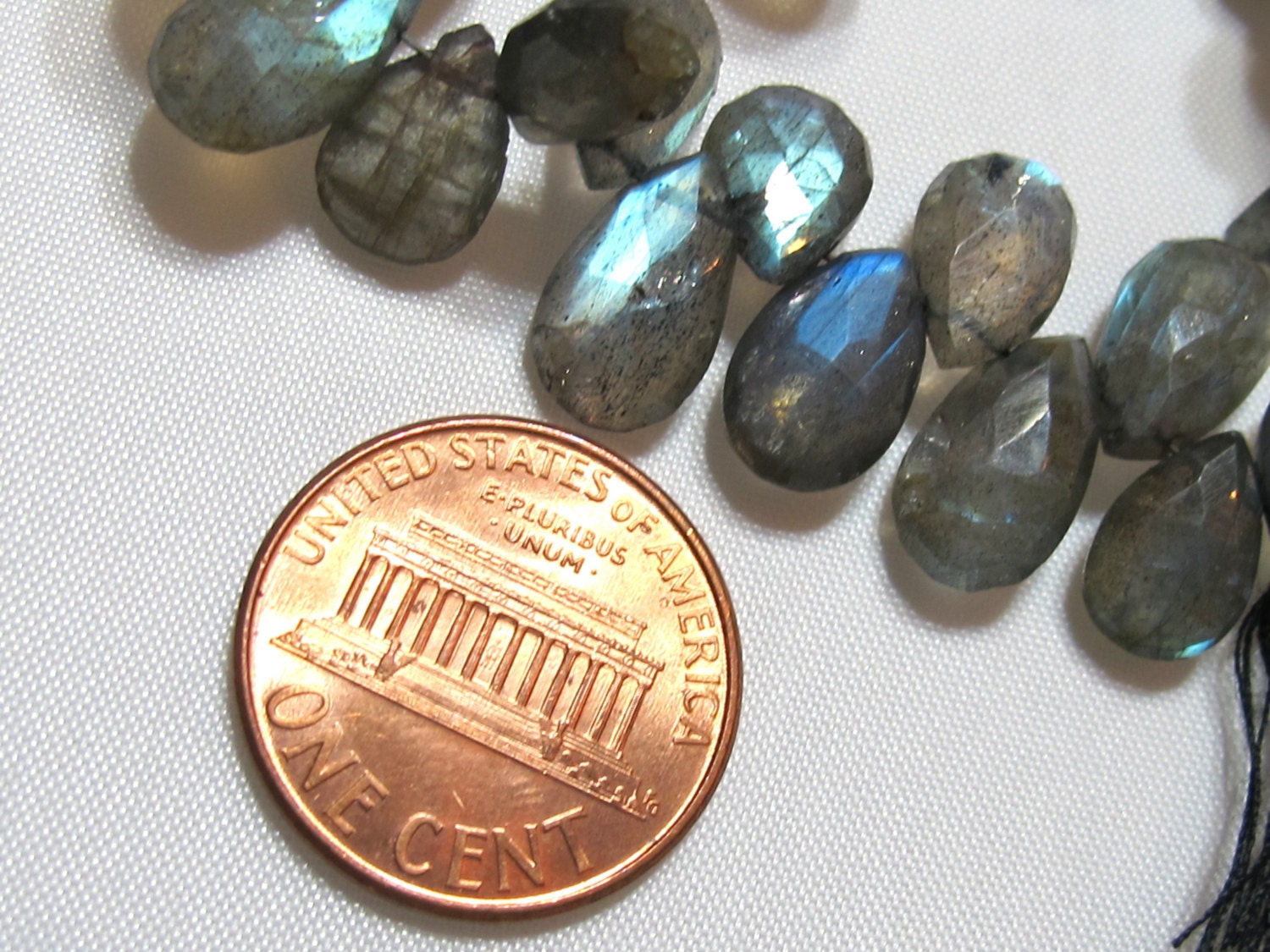 Beautiful lusterous Labradorite faceted gemstone drop beads - 4 beads - GM237