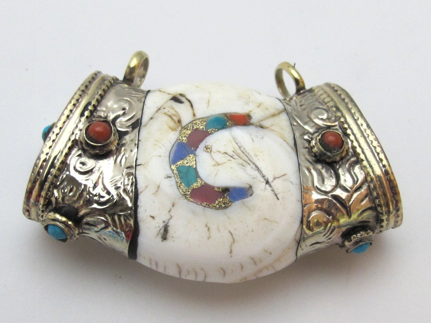 Tibetan silver capped ethnic naga conch shell double bail pendant with turquoise coral inlay - SP017