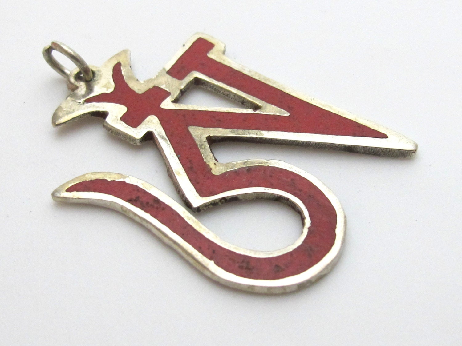 Tibetan silver plated Om pendant with coral inlay - PM147B