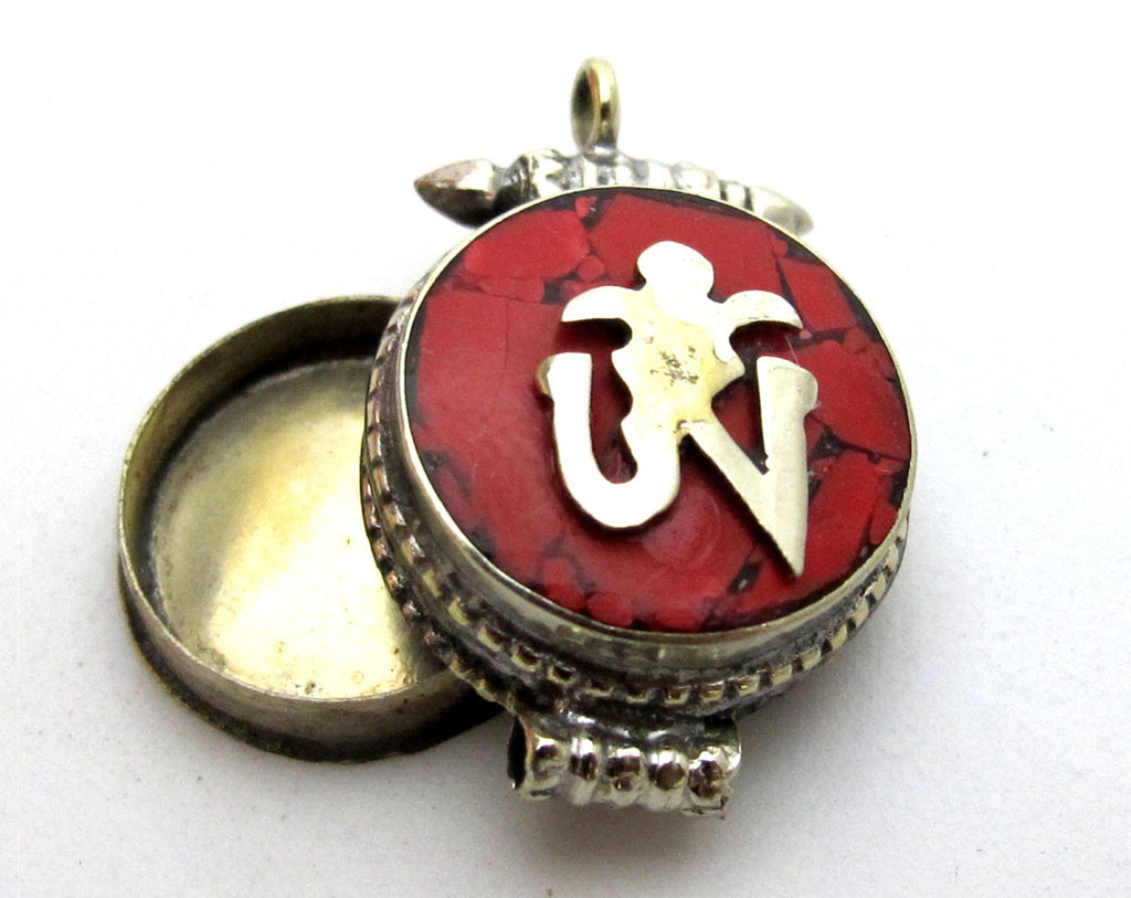 Small size Tibetan Ghau prayer box Om pendant with coral inlay - PM151A