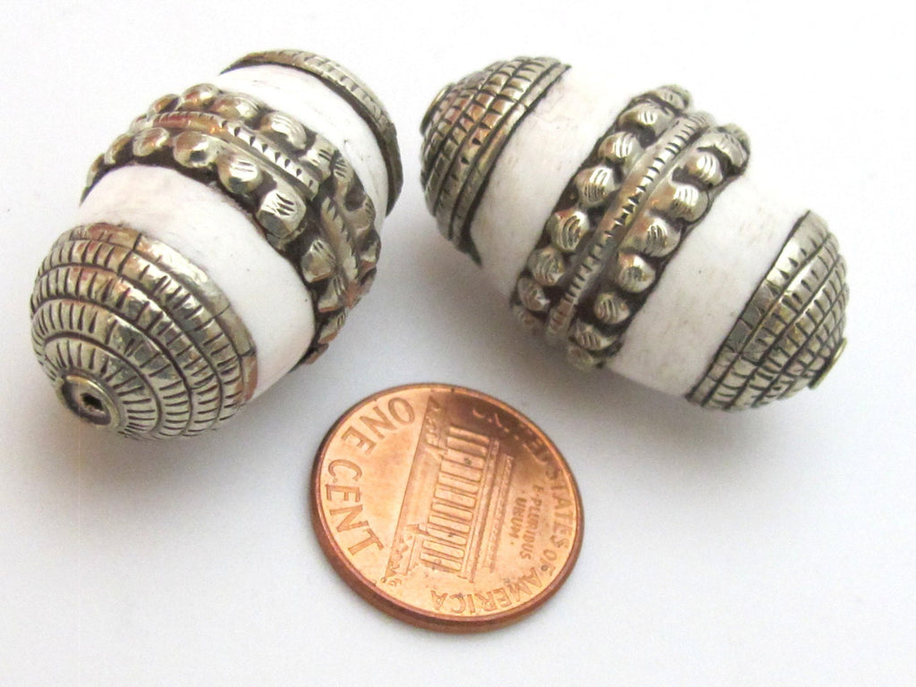 2 beads- Large Thick Tibetan Nepal Tribal naga conch shell silver color capped focal beads - CH033