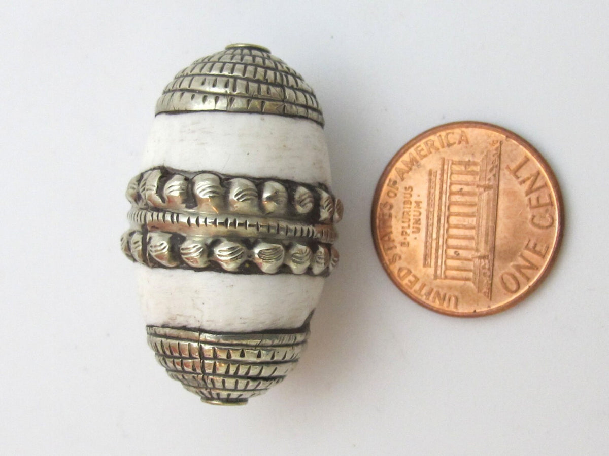 2 beads- Large Thick Tibetan Nepal Tribal naga conch shell silver color capped focal beads - CH033
