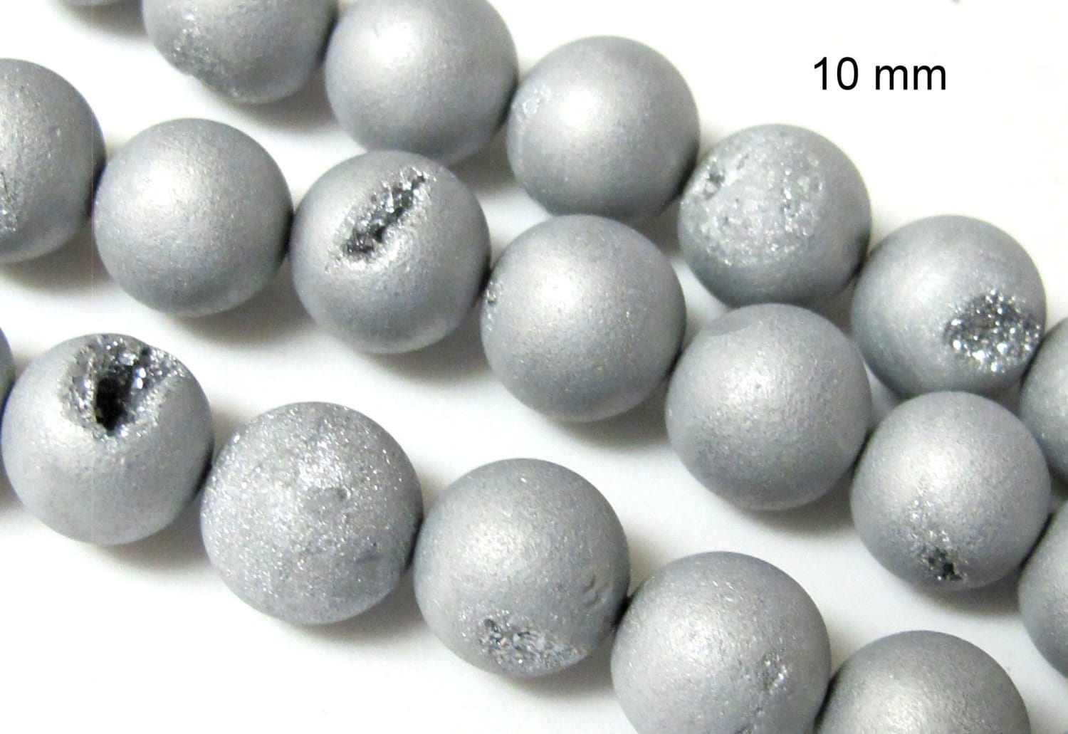 4 BEADS - 12 mm size - Beautiful Metallic silver druzy agate geode round beads - GM263