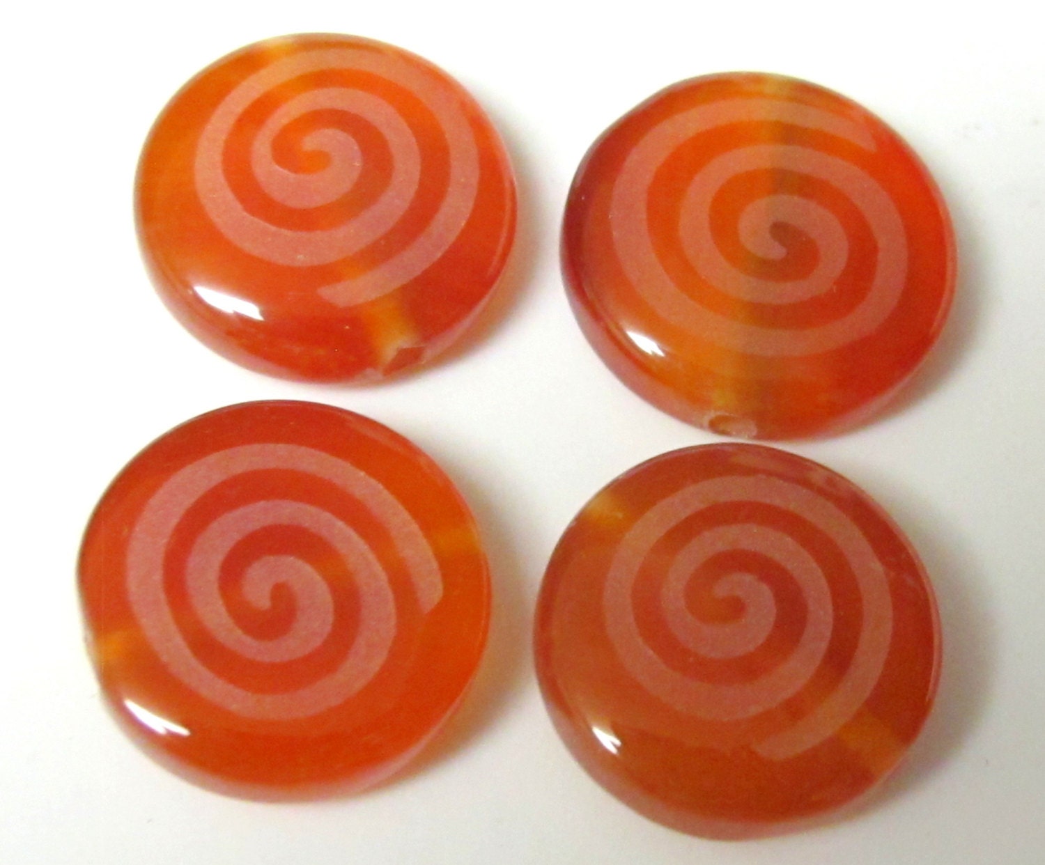 Etched Spiral design agate carnelian gemstone beads - 4 beads - GM247